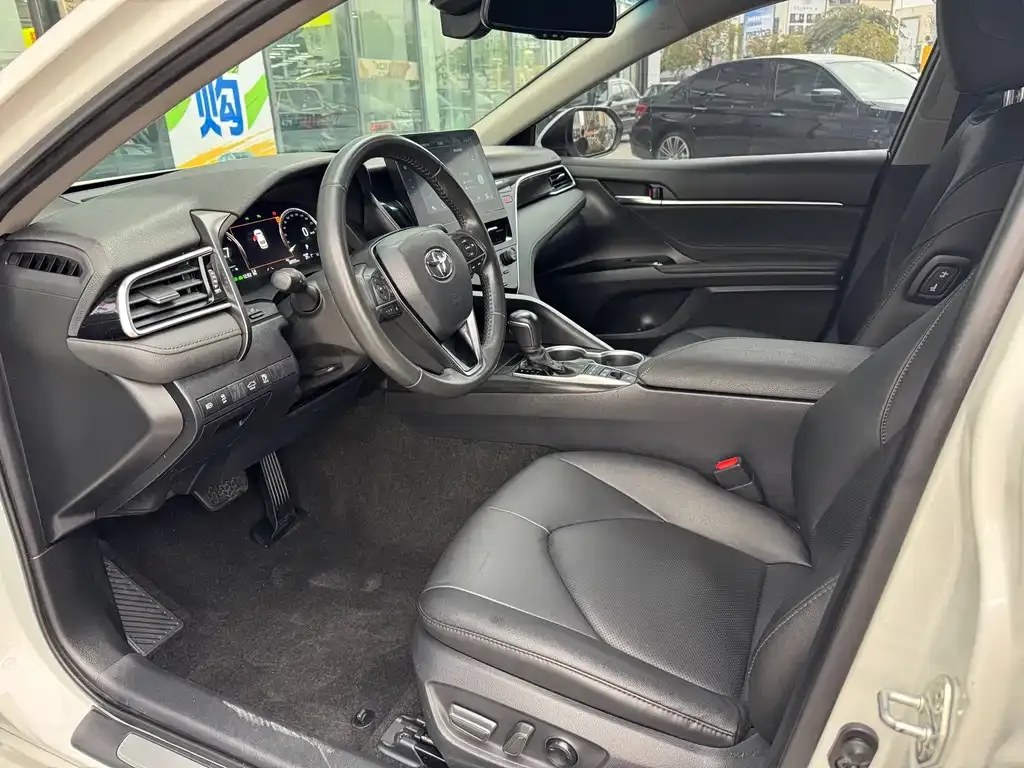 Toyota Camry 2021 из CN, фото 5