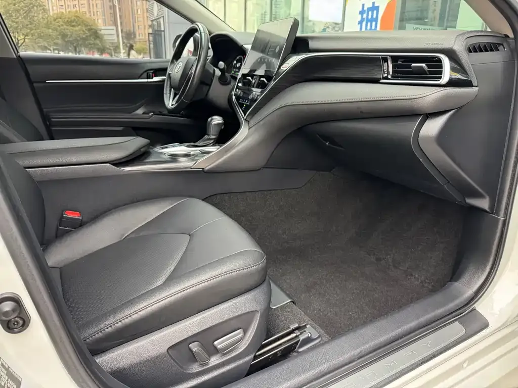 Toyota Camry 2021 из CN, фото 3