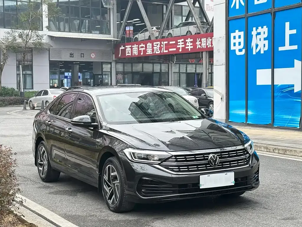 Volkswagen Sagitar 2023 из CN, фото 10