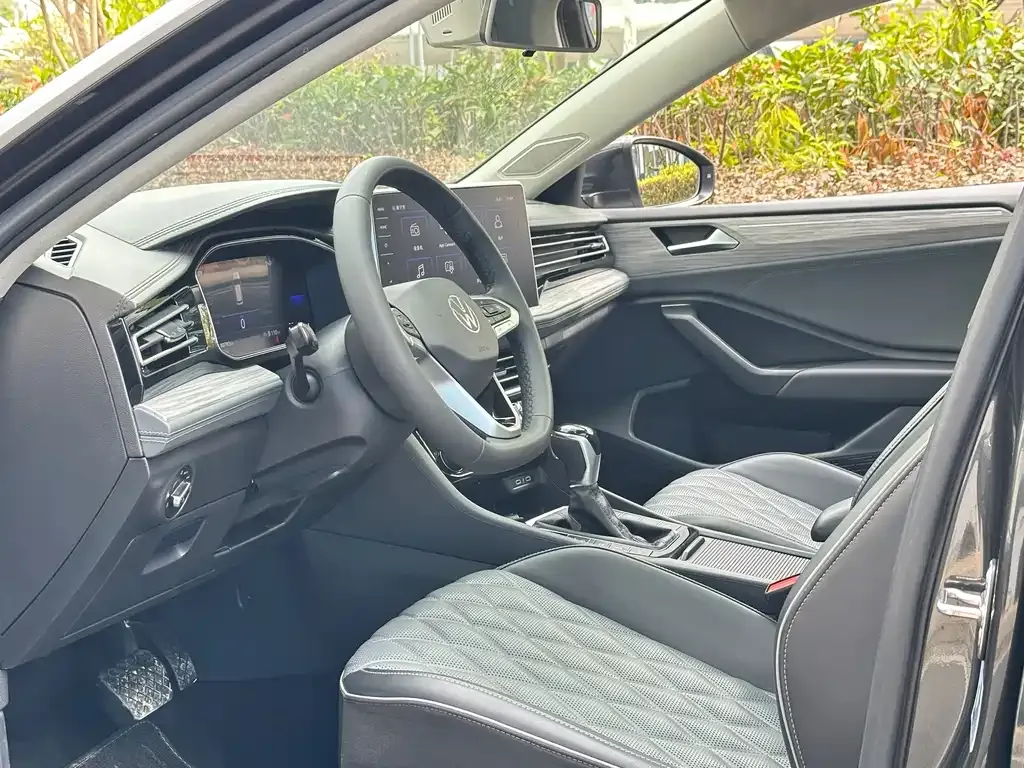 Volkswagen Sagitar 2023 из CN, фото 6