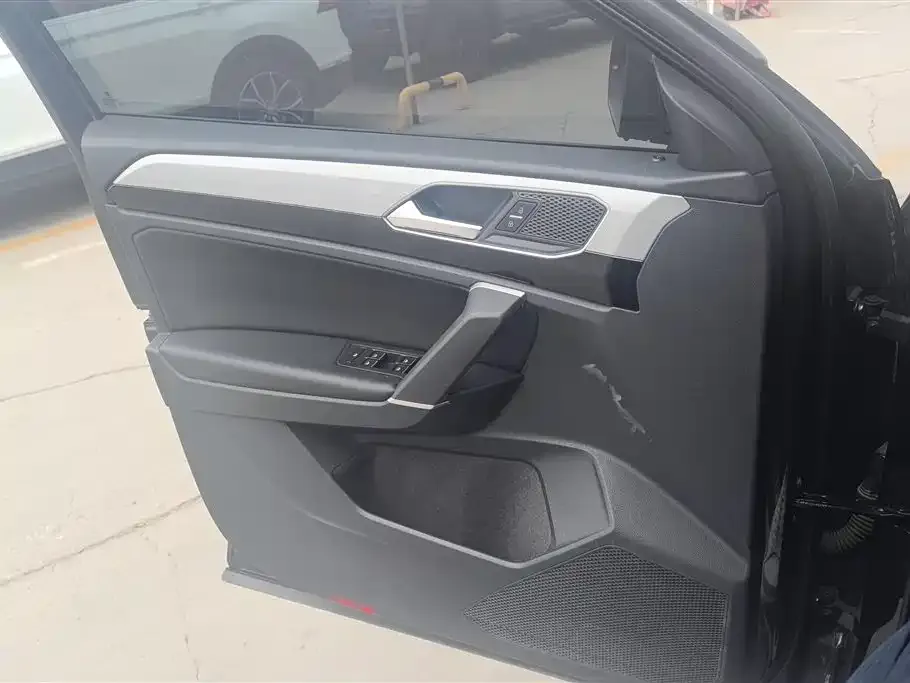 Volkswagen Tayron 2021 из CN, фото 3