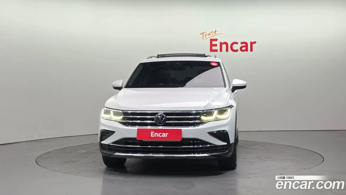 Volkswagen Tiguan — фото 4