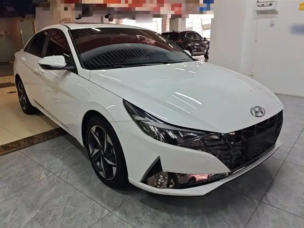 Hyundai Elantra 2023 из CN, фото 8