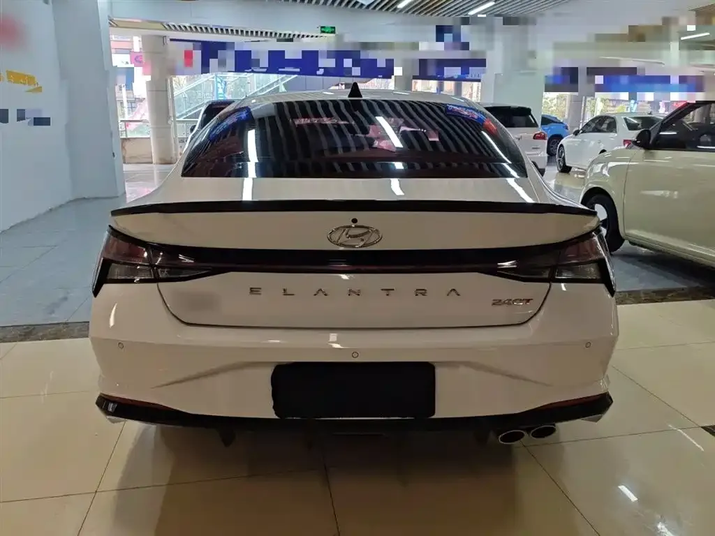 Hyundai Elantra 2023 из CN, фото 2