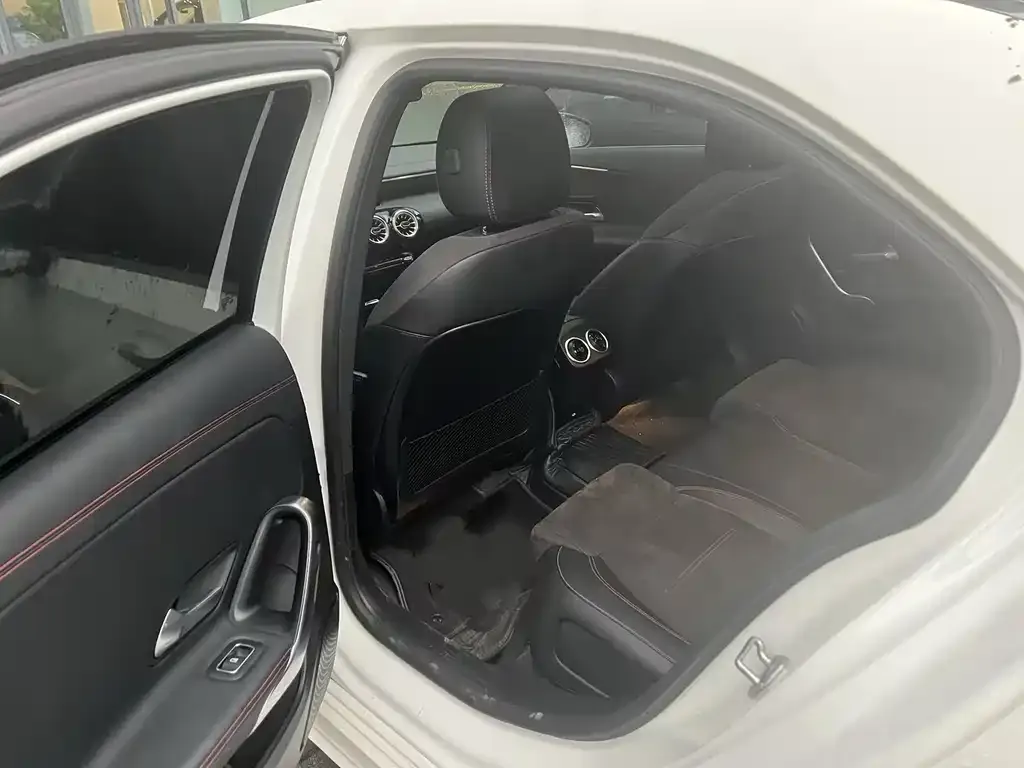 Mercedes-Benz A-Class 2023 из CN, фото 6