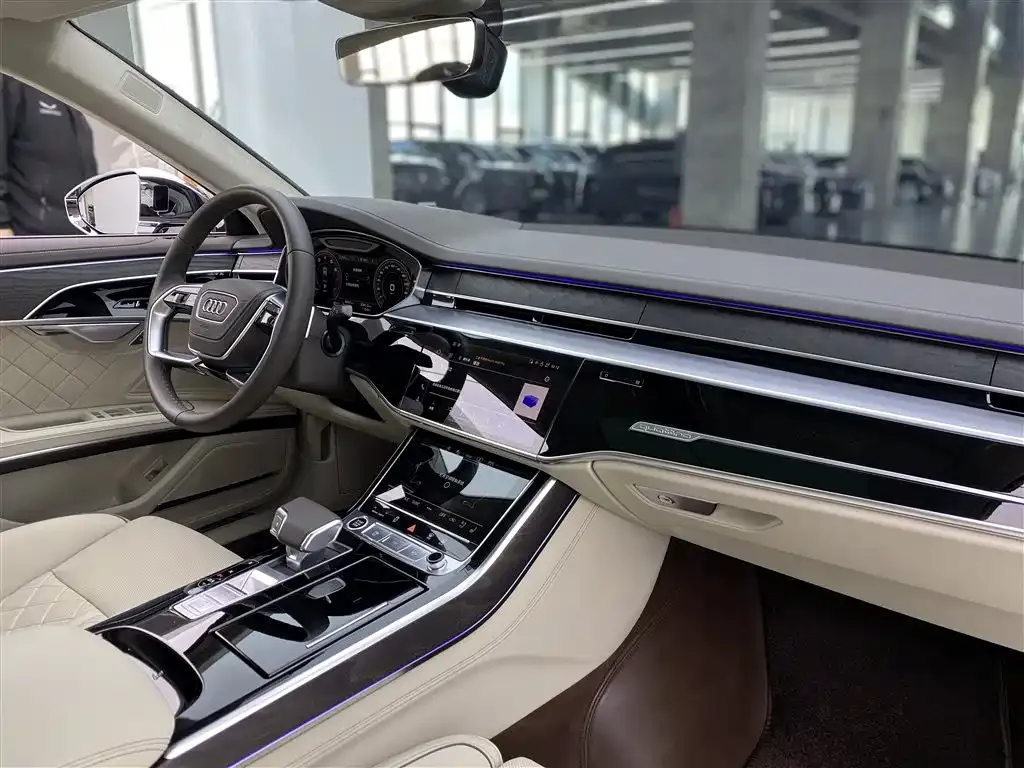 Audi A8 2024 из CN, фото 6