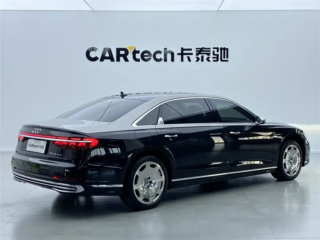 Audi A8 2024 из CN, фото 2