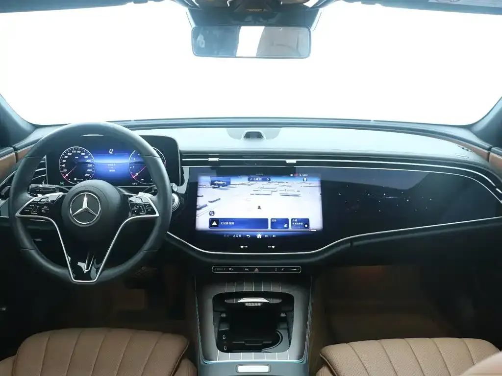 Mercedes-Benz E-Class 2024 из CN, фото 8