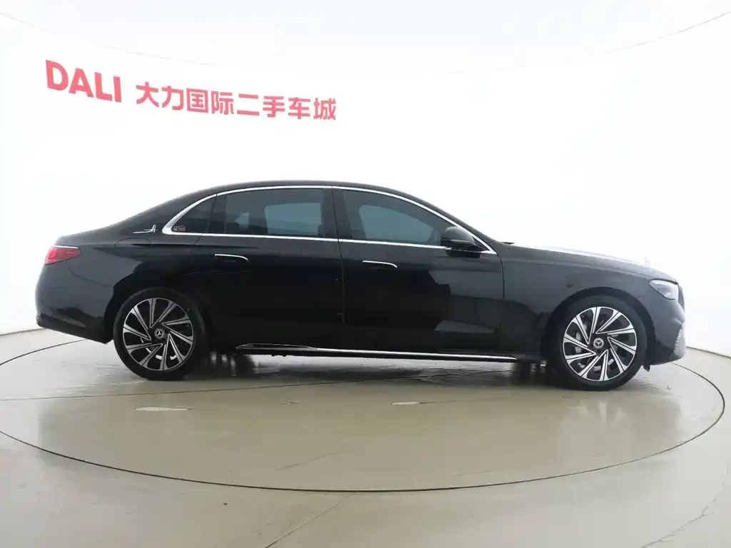 Mercedes-Benz E-Class 2024 из CN, фото 10