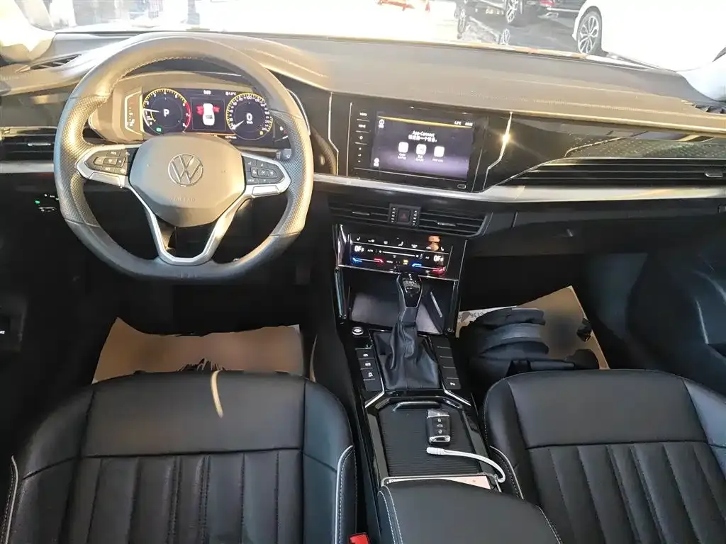 Volkswagen Passat 2022 из CN, фото 4