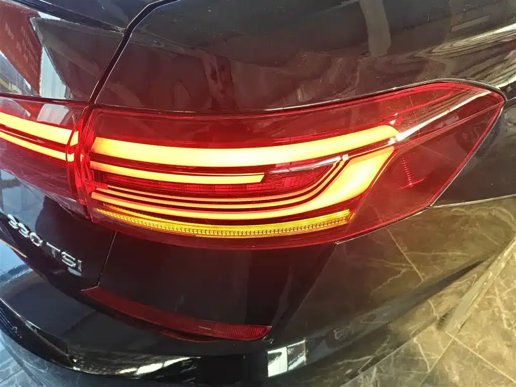 Volkswagen Passat 2022 из CN, фото 10