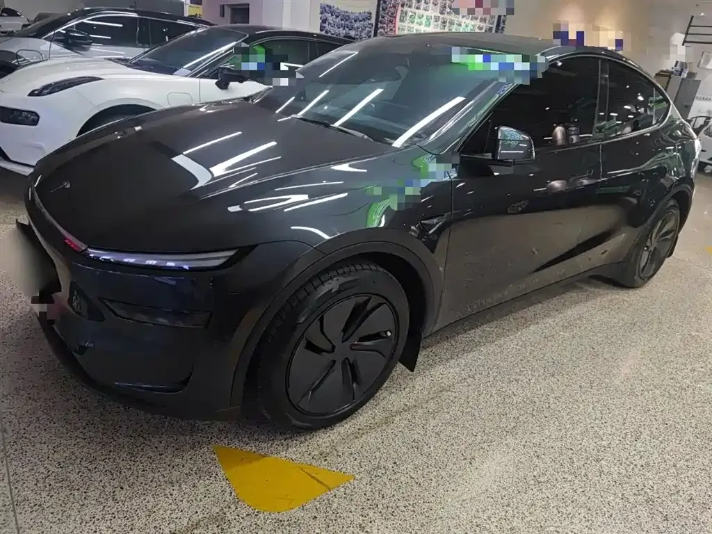 Tesla Model Y 2025 из CN, фото 10