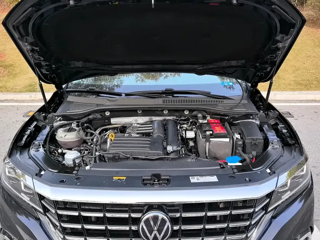 Volkswagen Passat — фото 5