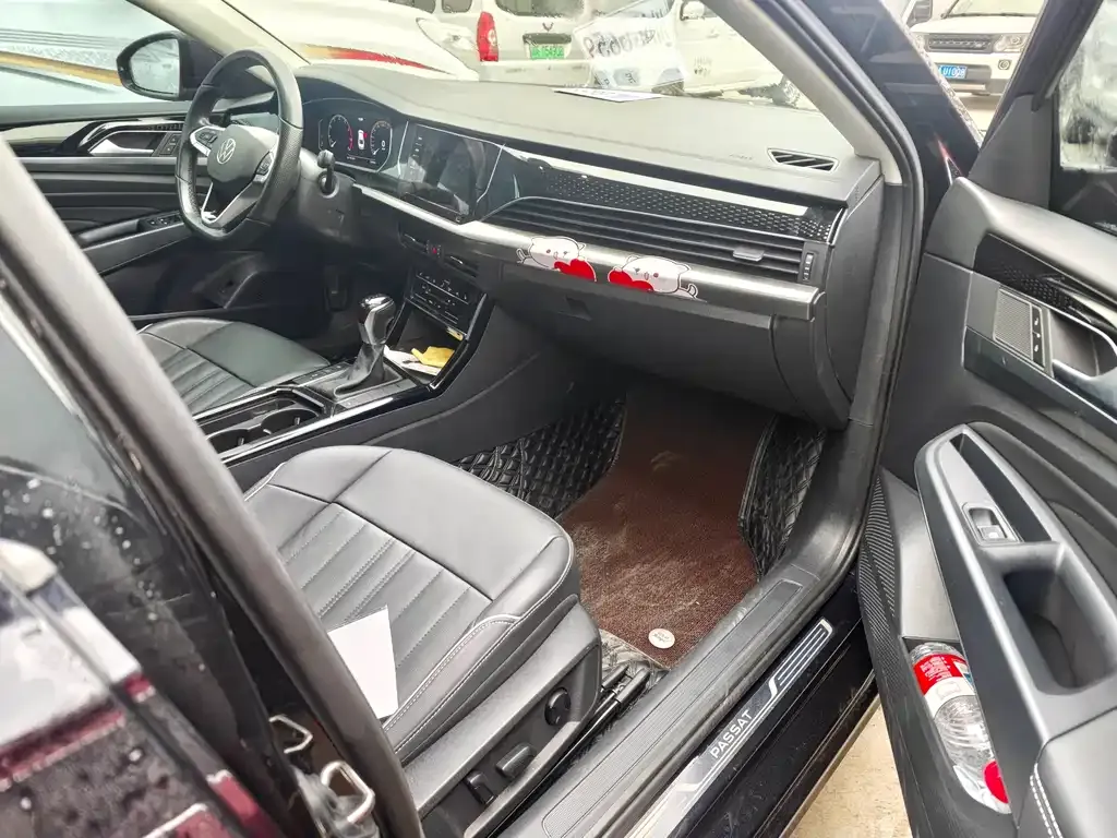 Volkswagen Passat — фото 6