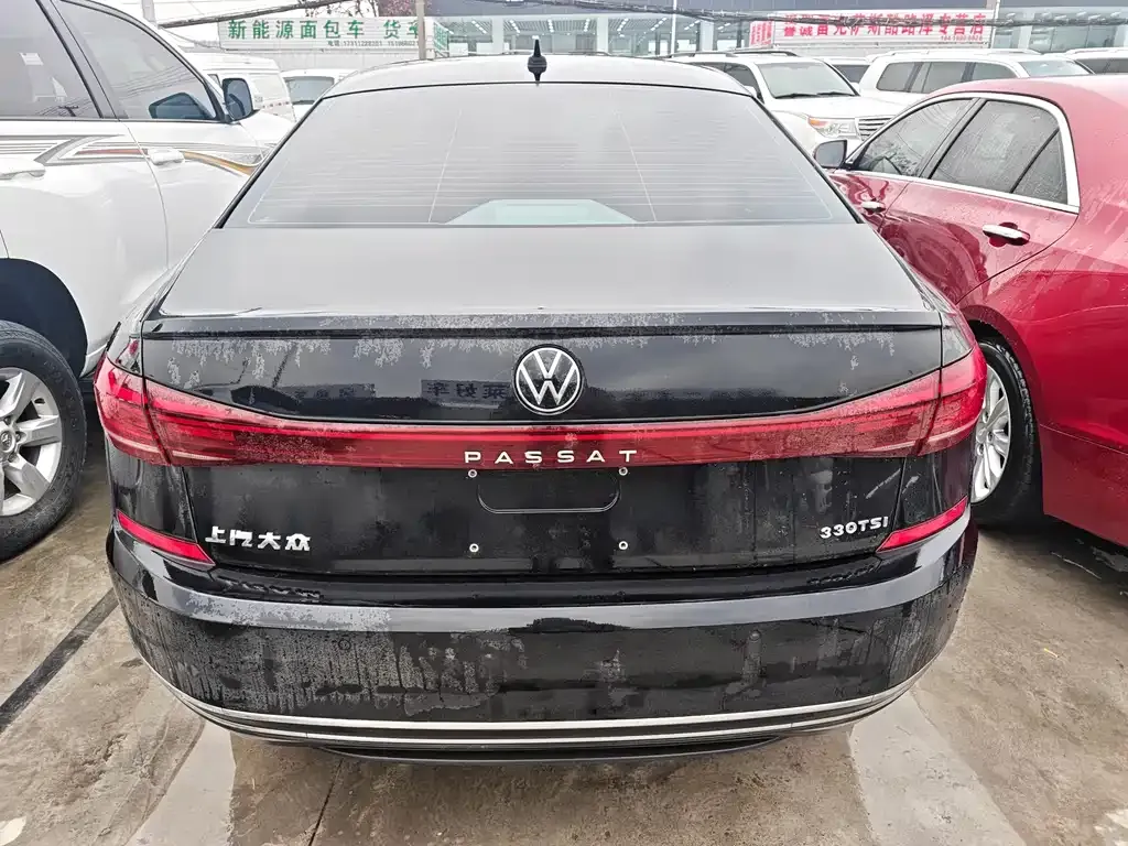 Volkswagen Passat — фото 7