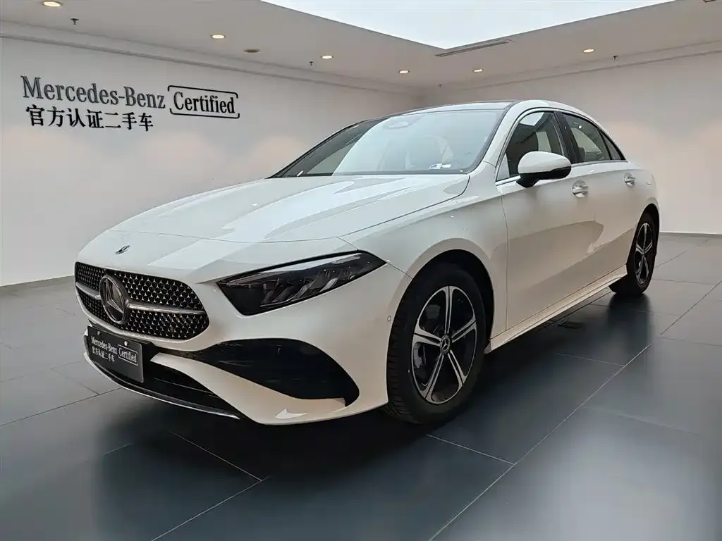 Mercedes-Benz A-Class — фото 1