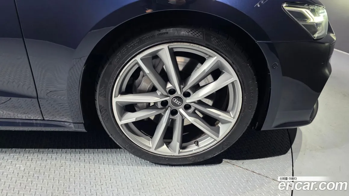 Audi A7 2021 из KR, фото 4