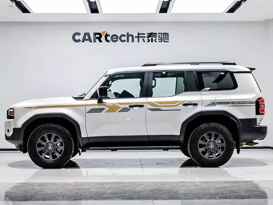 Toyota Prado 2025 из CN, фото 3