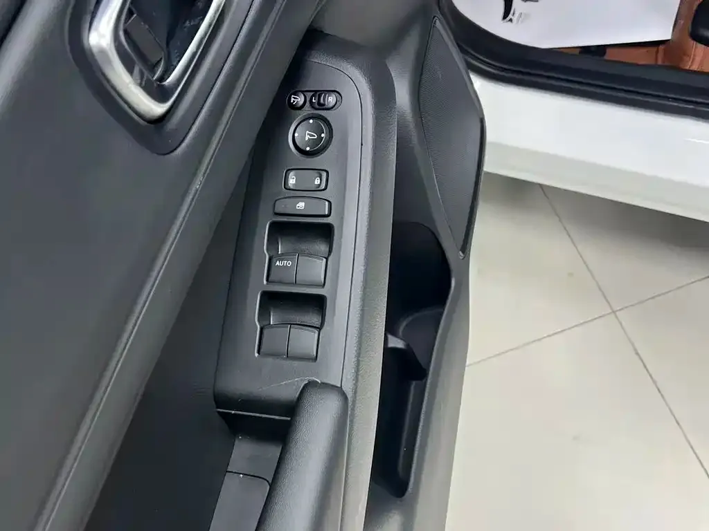 Honda XR-V 2023 из CN, фото 2