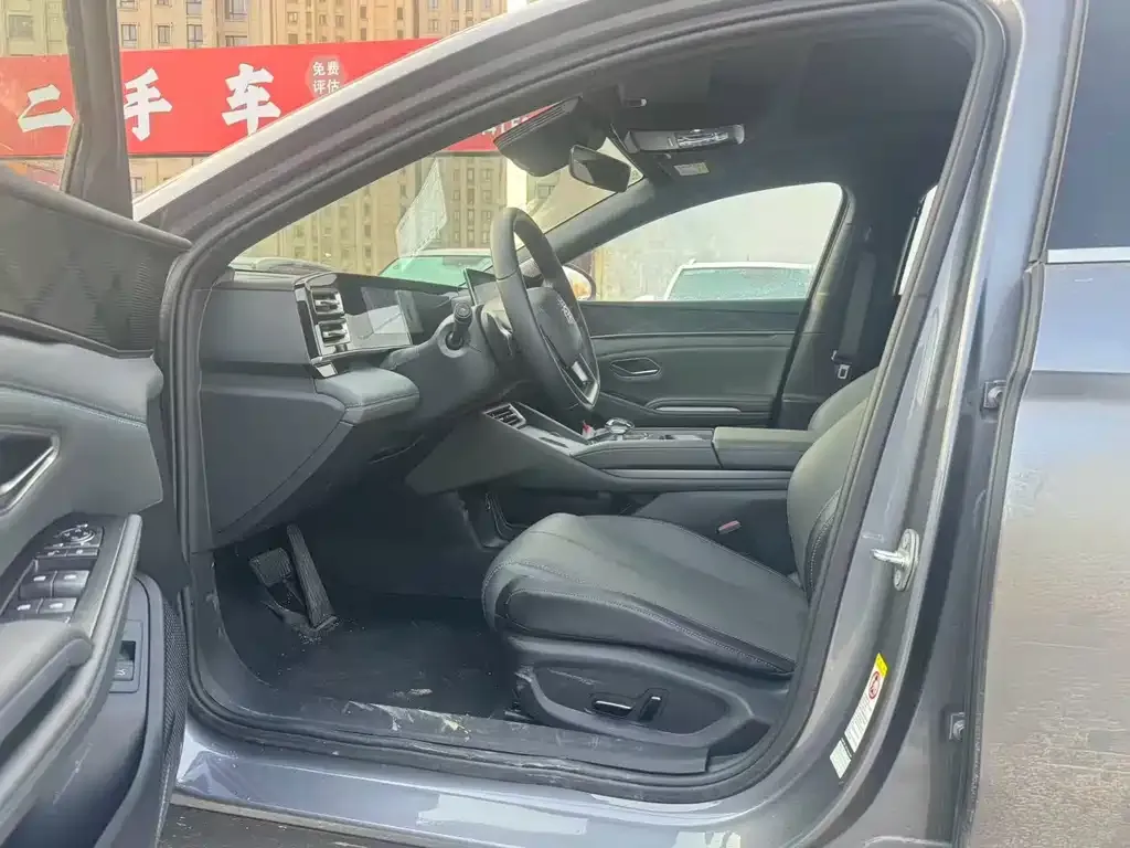 BYD Qin PLUS 2025 из CN, фото 10