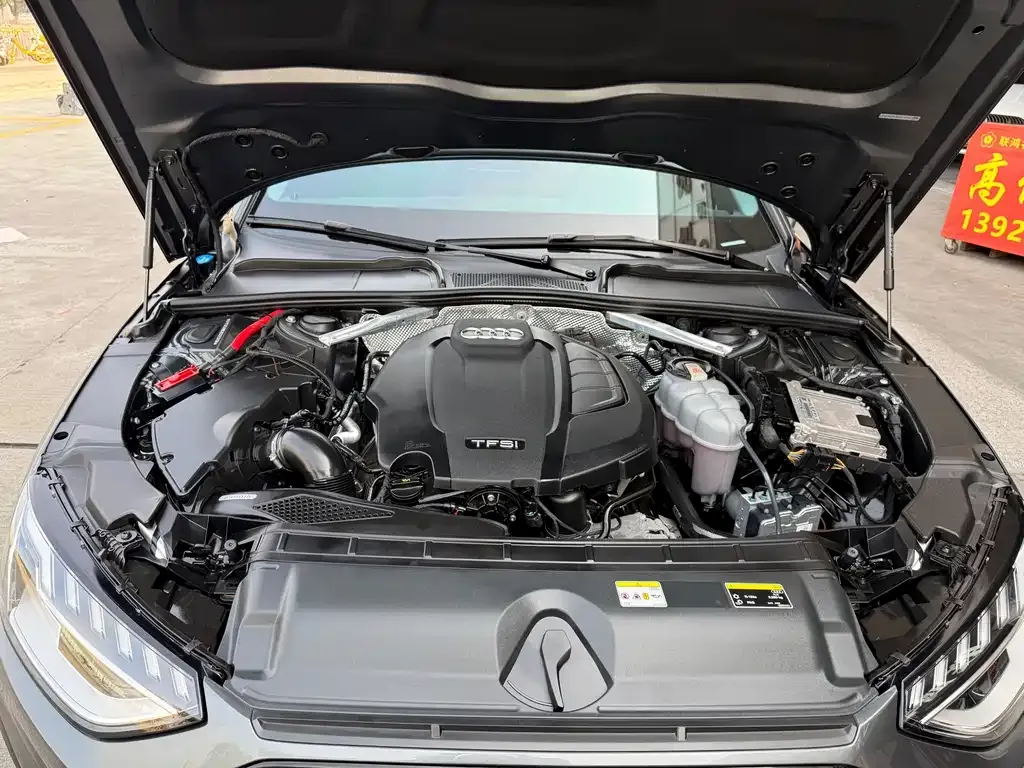 Audi A4L 2022 из CN, фото 10