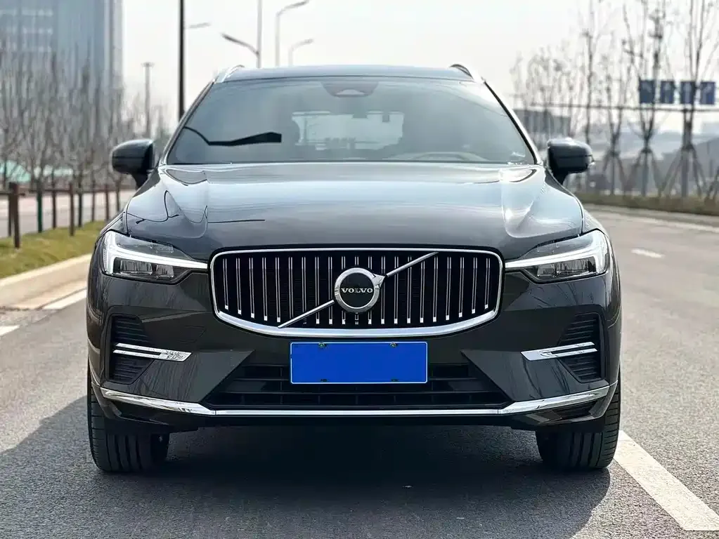 Volvo XC60 2022 из CN, фото 8