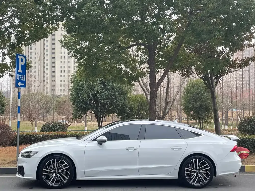 Audi A7 — фото 7