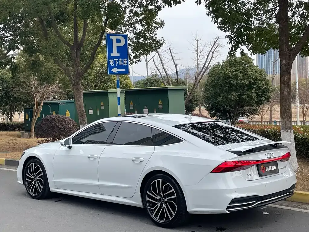 Audi A7 — фото 9