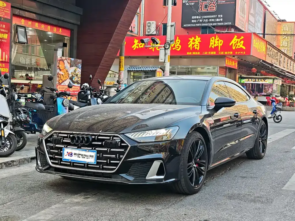 Audi A7L 2024 из CN, фото 1