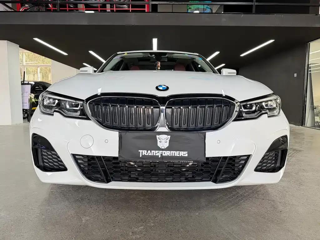 BMW 3 Series 2021 из CN, фото 3