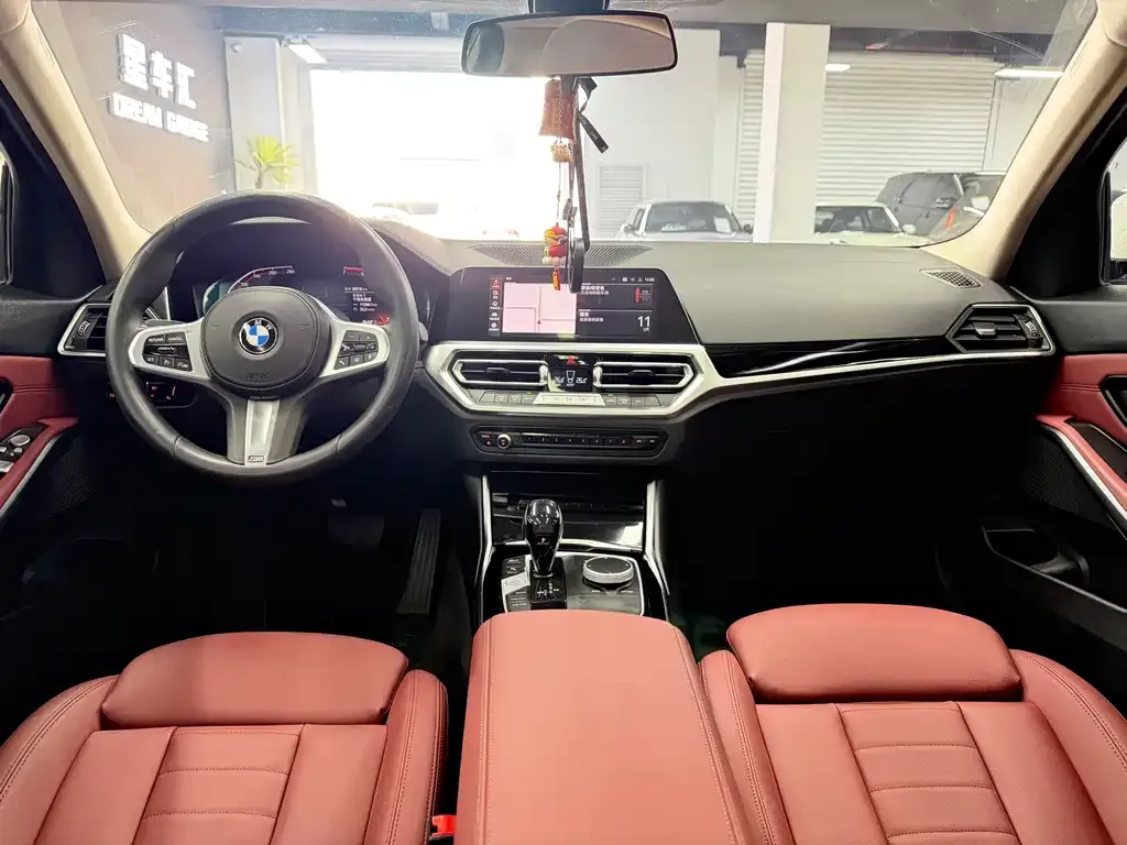 BMW 3 Series 2021 из CN, фото 7