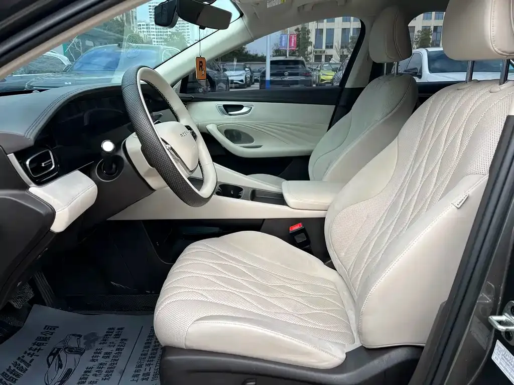 Roewe D7 2024 из CN, фото 9