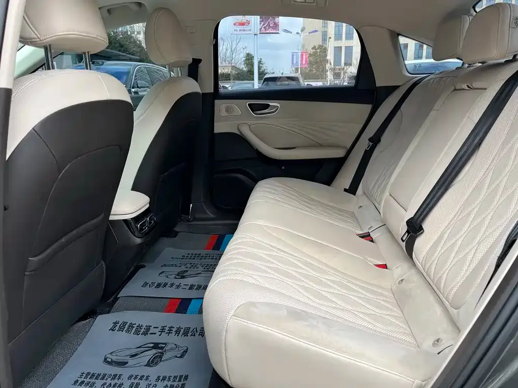 Roewe D7 2024 из CN, фото 6