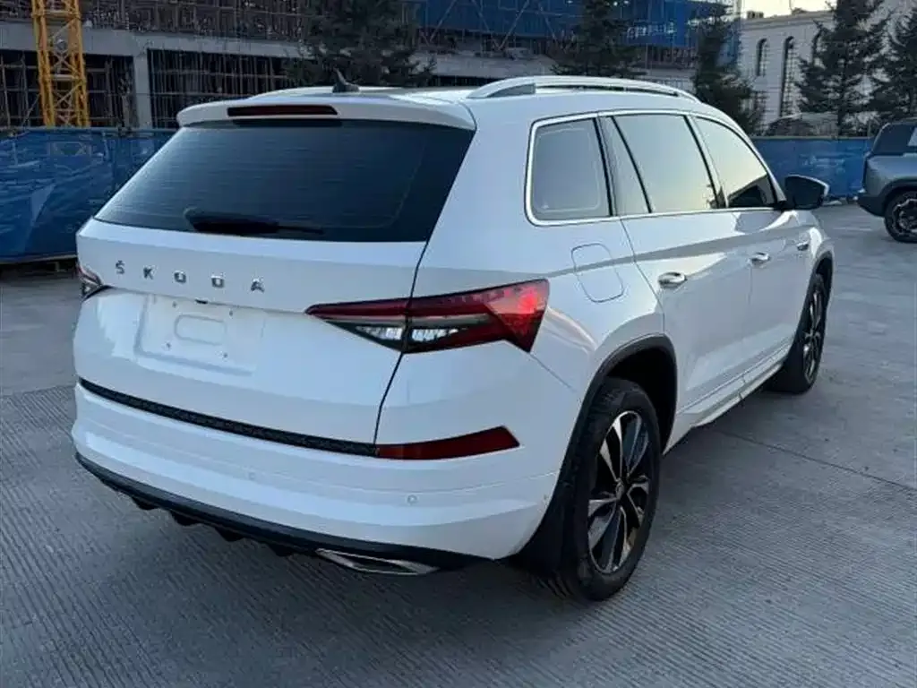 Skoda Kodiaq — фото 4