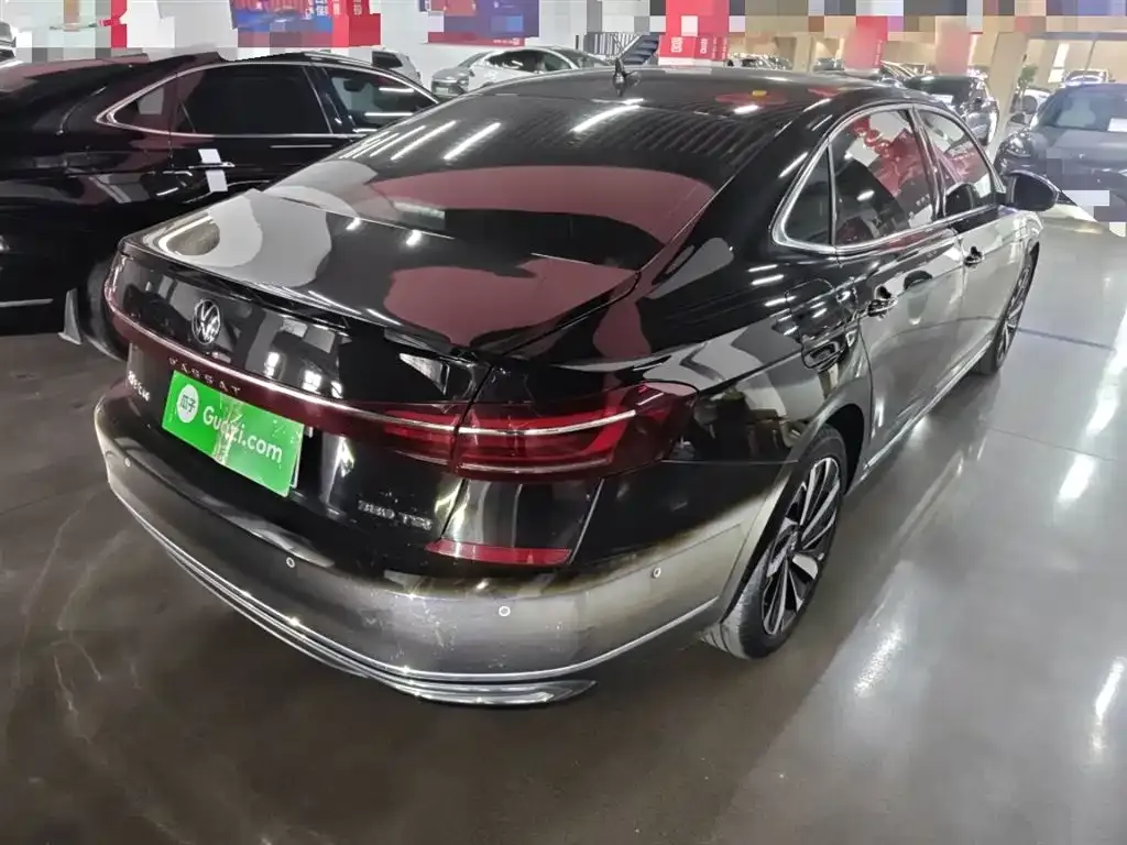 Volkswagen Passat — фото 9