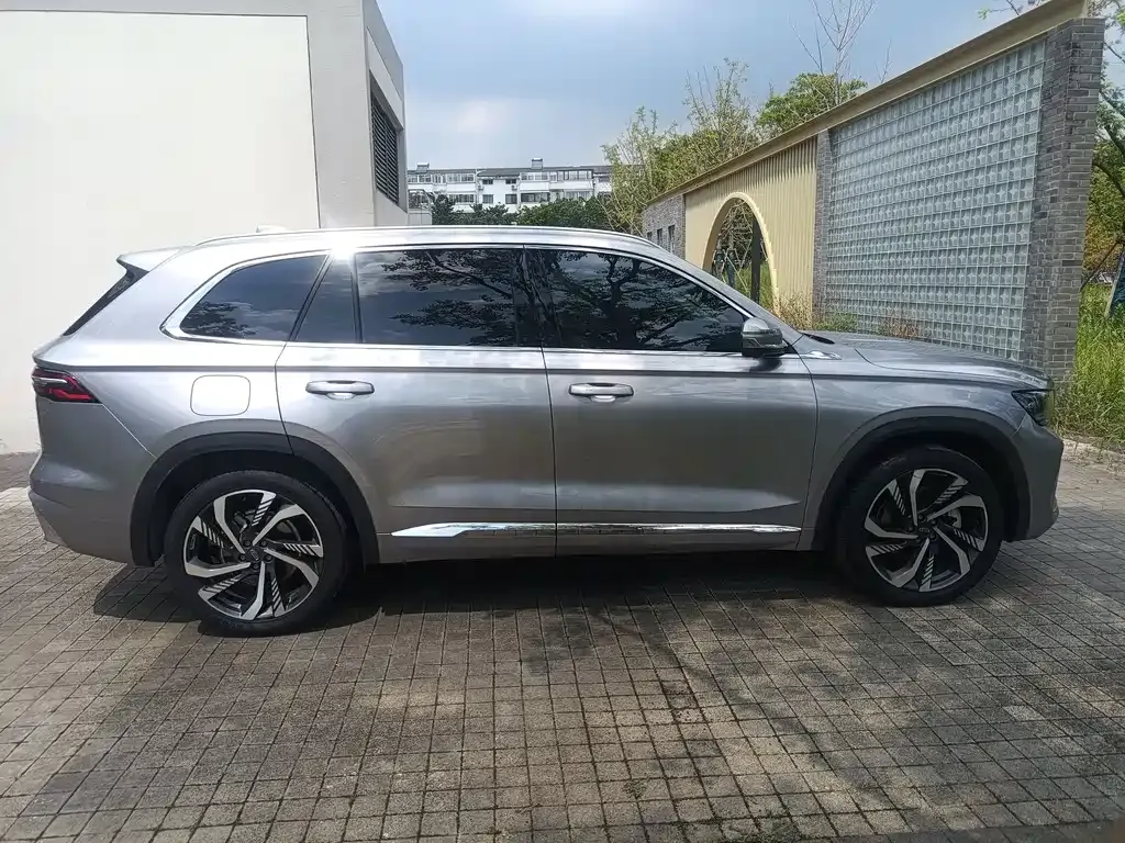 Geely Xingyue L — фото 3