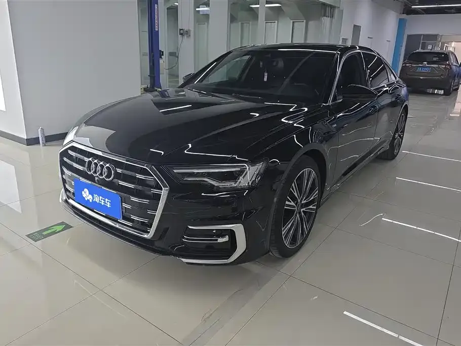 Audi A6L 2023 из CN, фото 1