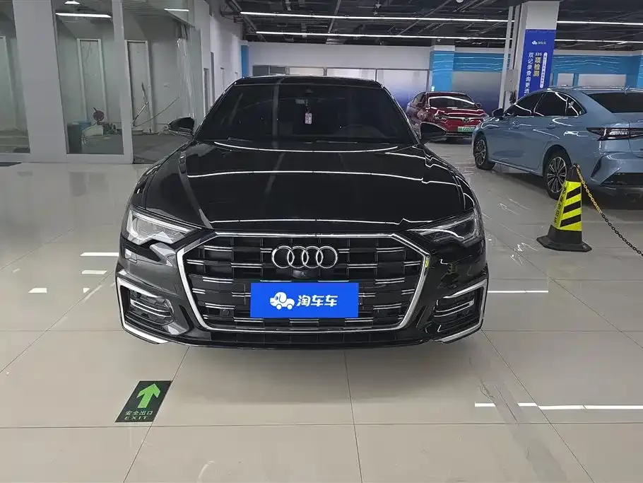 Audi A6L 2023 из CN, фото 2