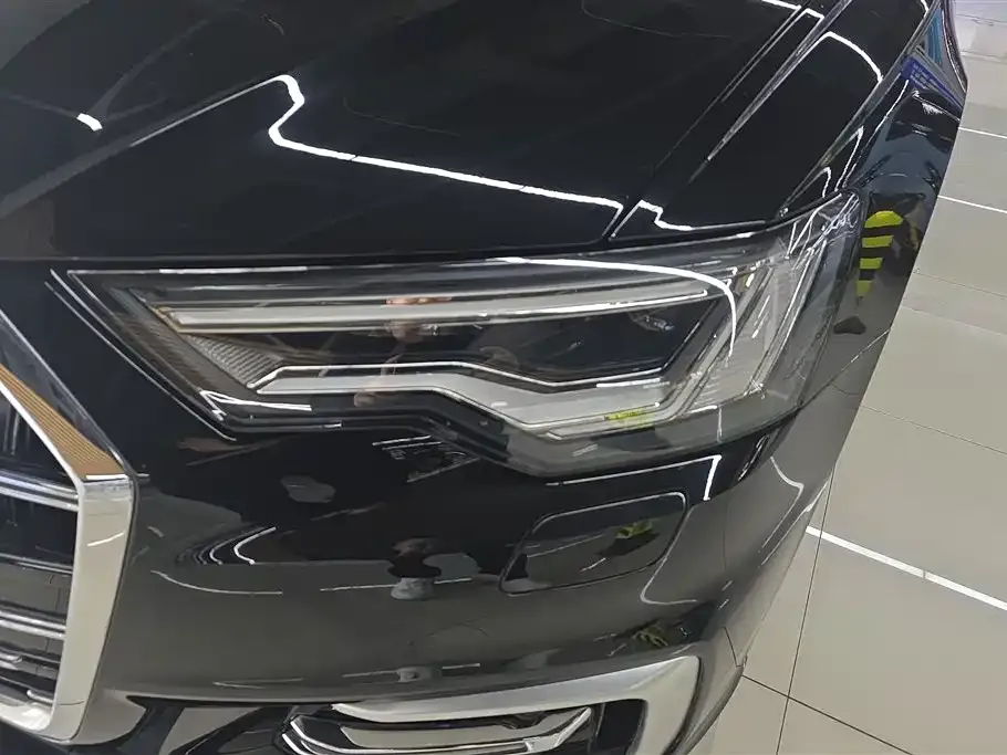 Audi A6L 2023 из CN, фото 4