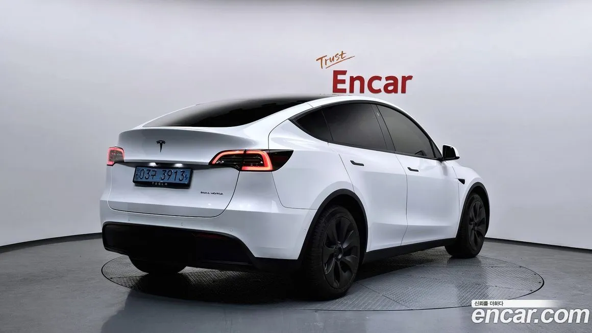 Tesla Model Y 2022 из KR, фото 4