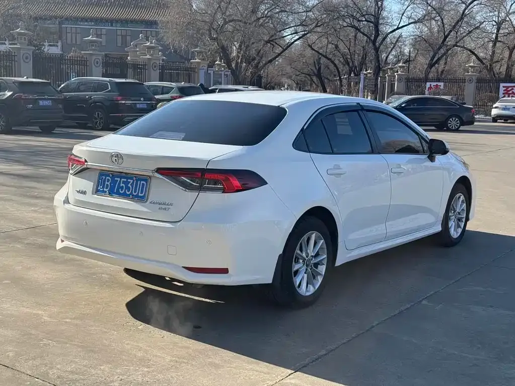 Toyota Corolla 2023 из CN, фото 8