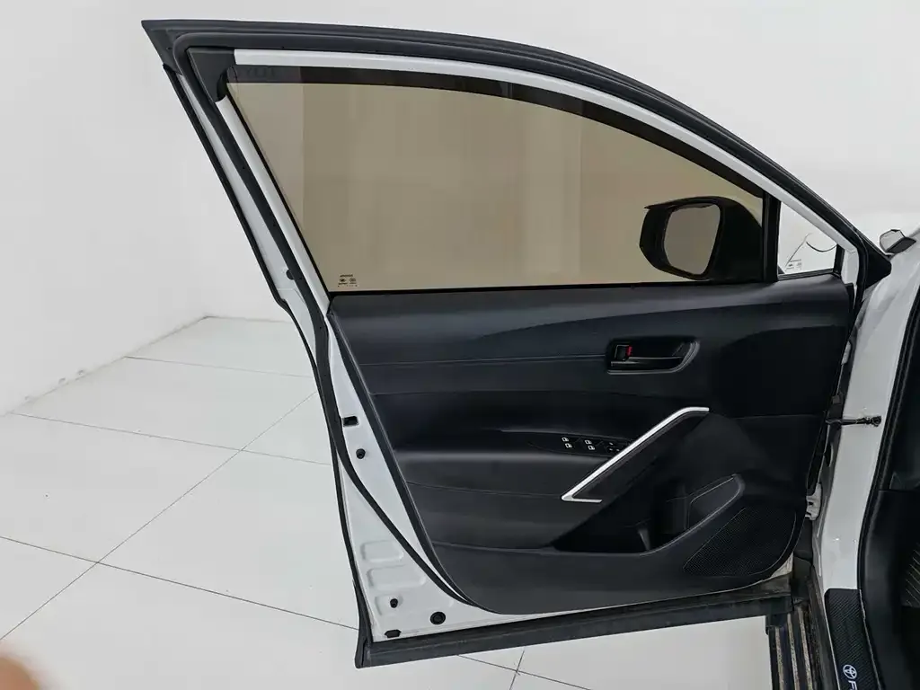 Toyota Frontlander 2024 из CN, фото 3