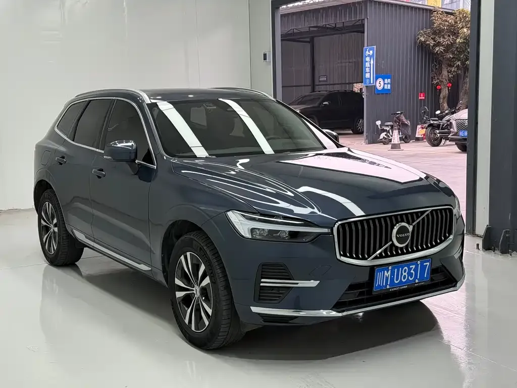 Volvo XC60 — фото 3