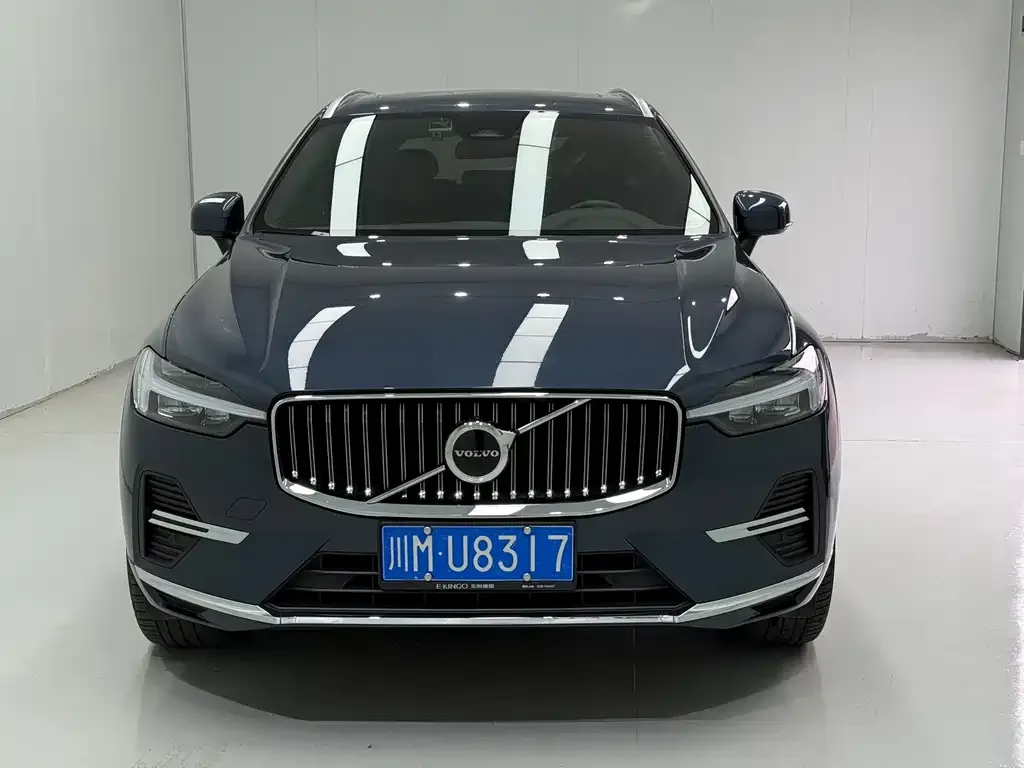 Volvo XC60 — фото 2