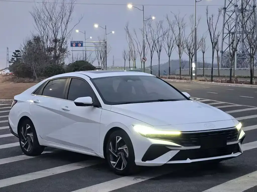 Hyundai Elantra 2024 из CN, фото 9