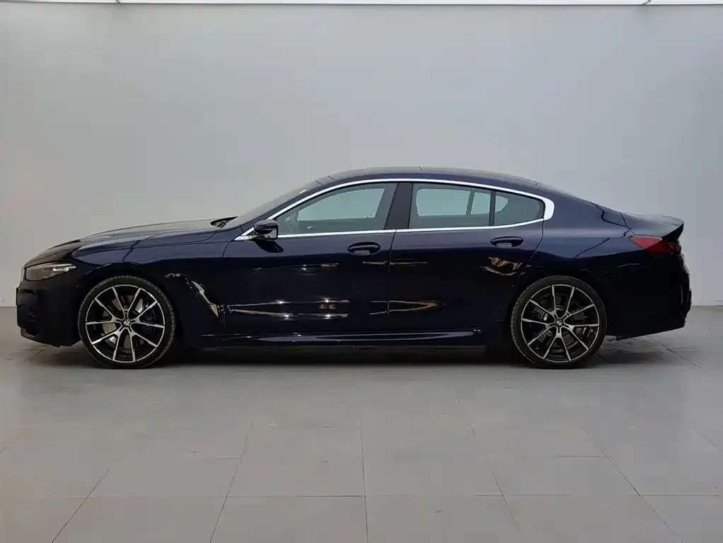 BMW 8 Series 2023 из CN, фото 5