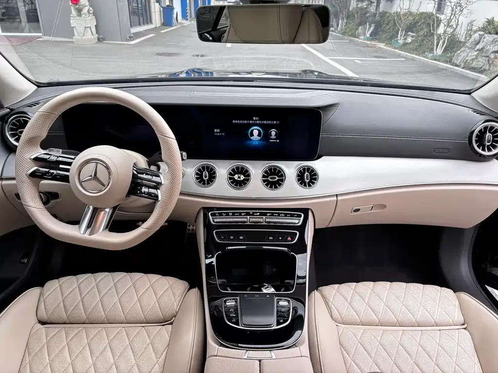 Mercedes-Benz E-Class (Import) — фото 4