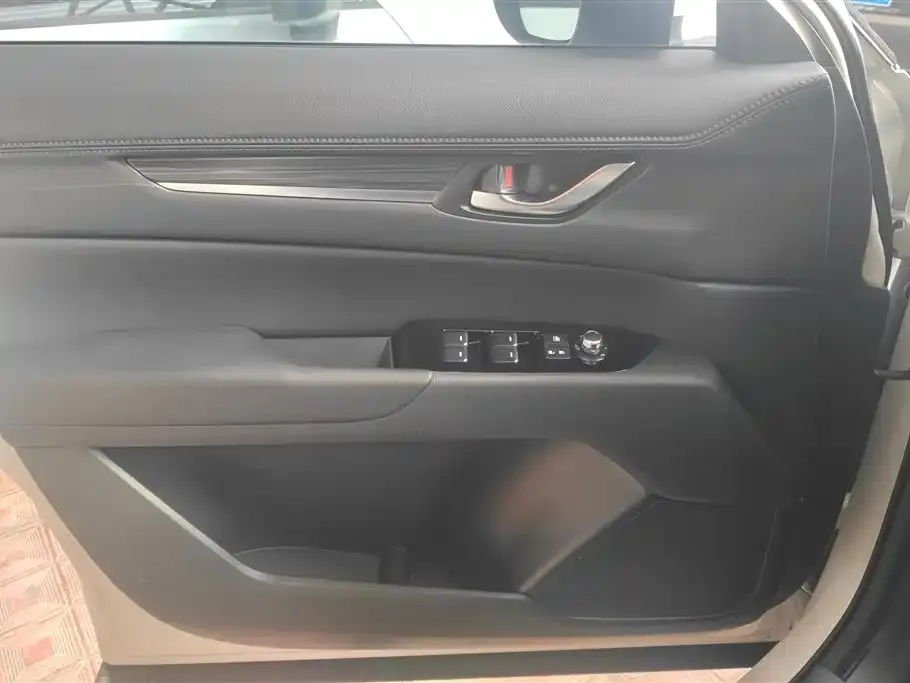 Mazda CX-5 2023 из CN, фото 9