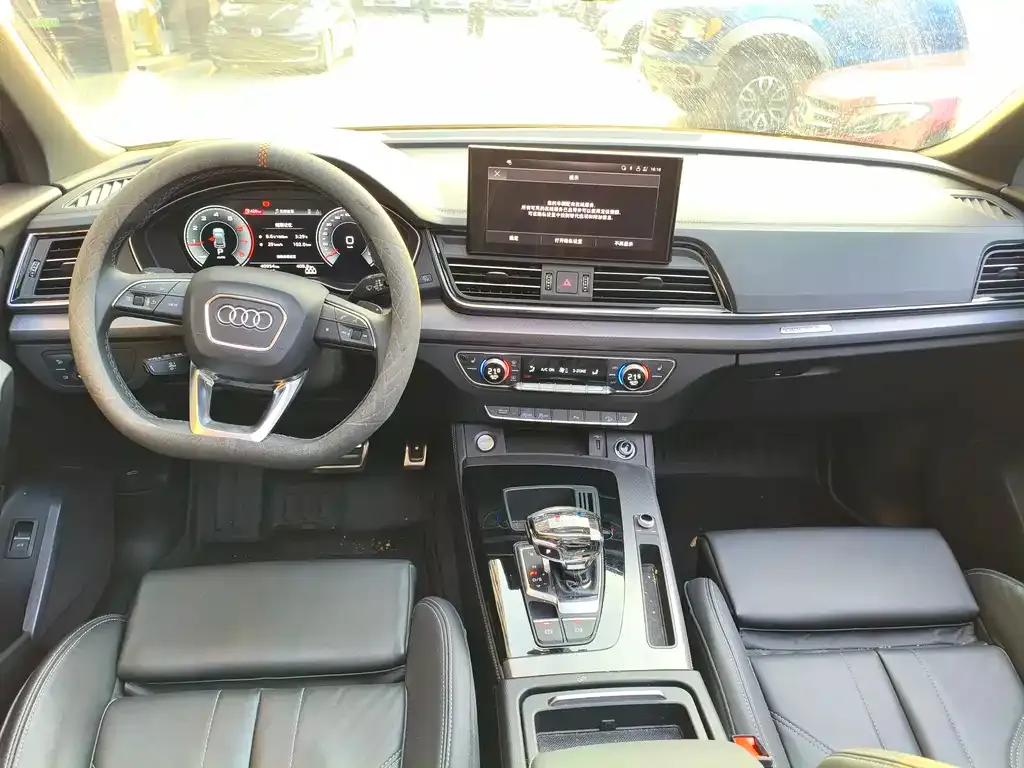 Audi Q5L 2024 из CN, фото 5