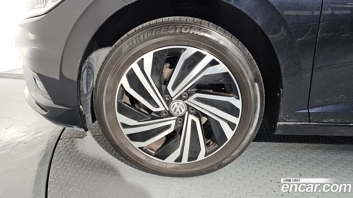 Volkswagen Jetta 2021 из KR, фото 9